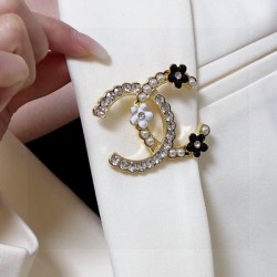 Popularity continues still more Brooch 2023SS CHANEL Chanel